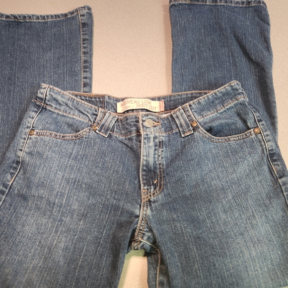Levis low rise bootcut women's jeans 525 - Picture 2 of 12